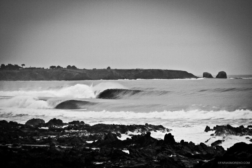 SurfingLatino_RodrigoFariasMoreno_2013