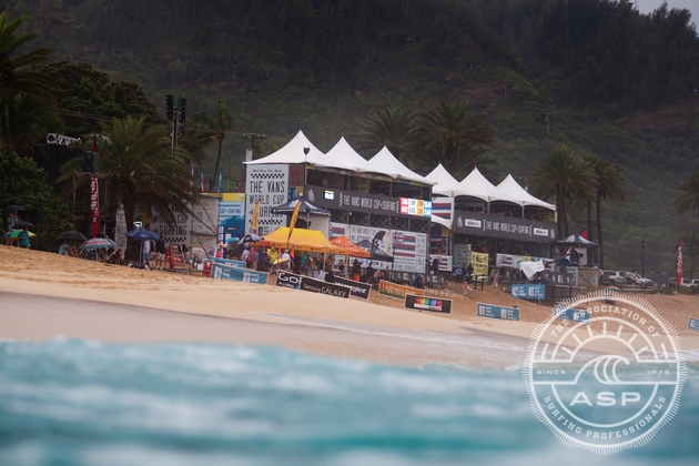 VANS World Cup of Surfing - 007_Day7_011213_ON