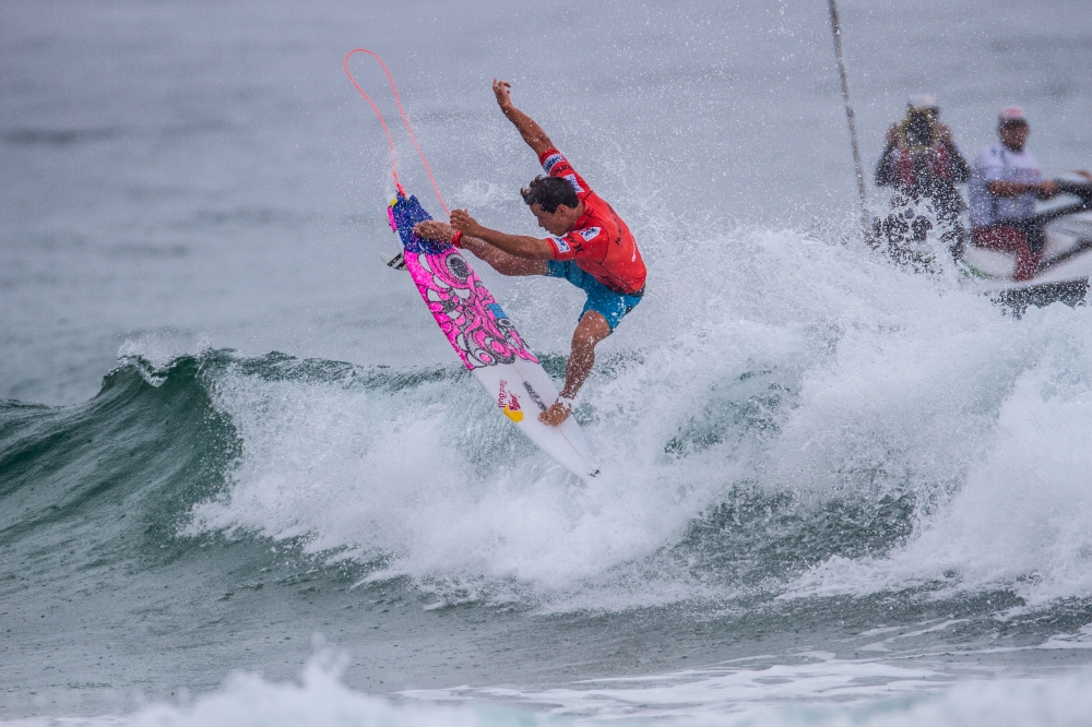 aos14_day9_surf_julianwilson_surflove-08__large