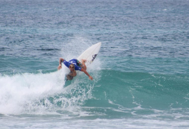Santiago Muñiz quinto en el Barbados Surf Pro 2017