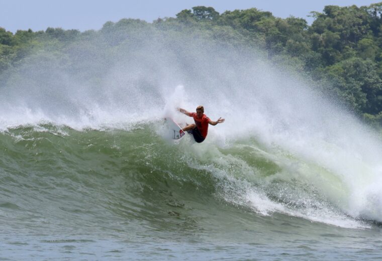 Thiago Passeri ganó el ALAS Global Tour Santa Catalina 2026. Todos los resultados de la cuarta etapa del circuito, con Paloma Santos campeona en Open.